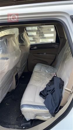 جيب جراند شيروكي